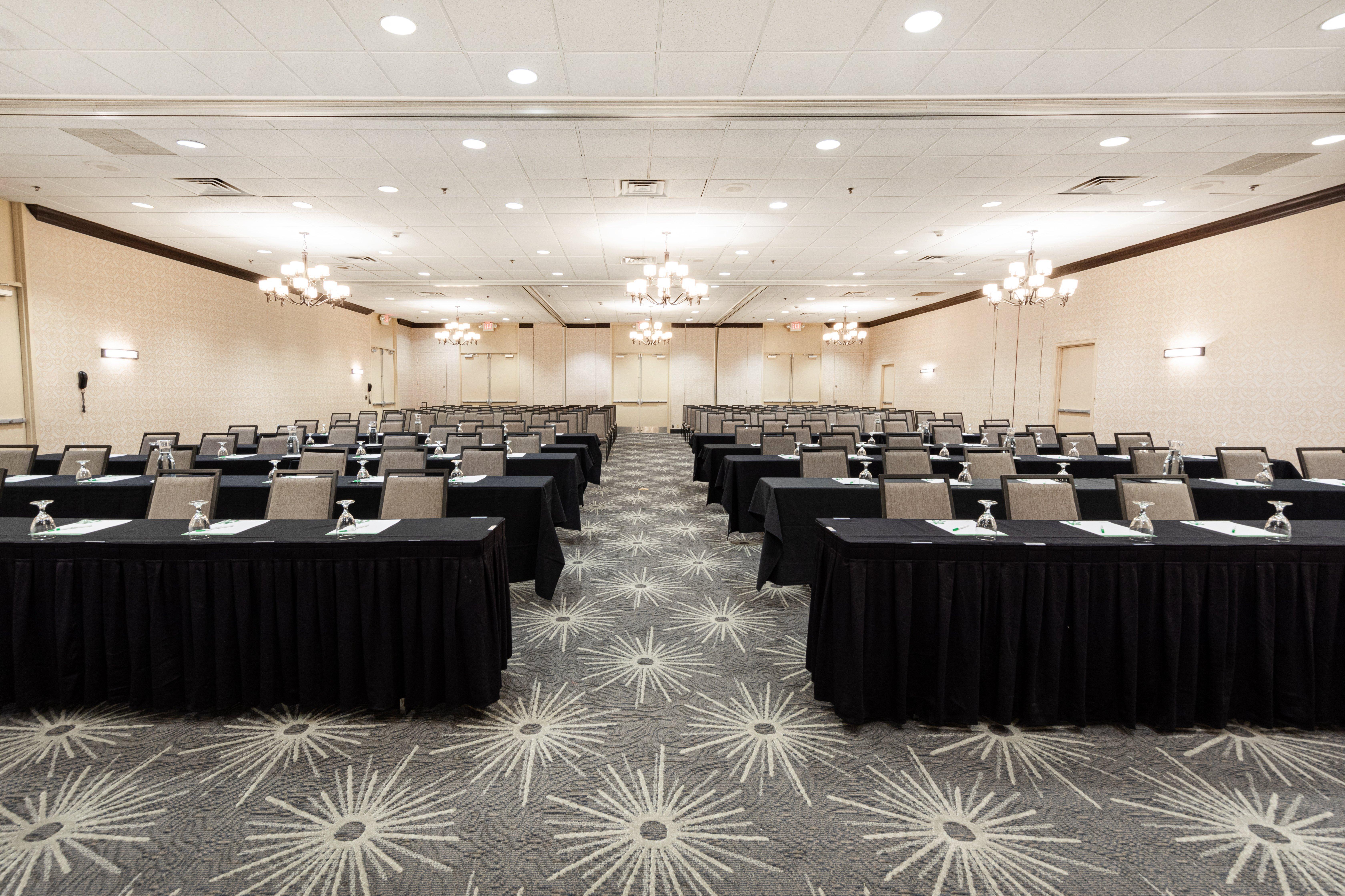 Hilton St. Louis Airport Hotel Woodson Terrace Екстериор снимка