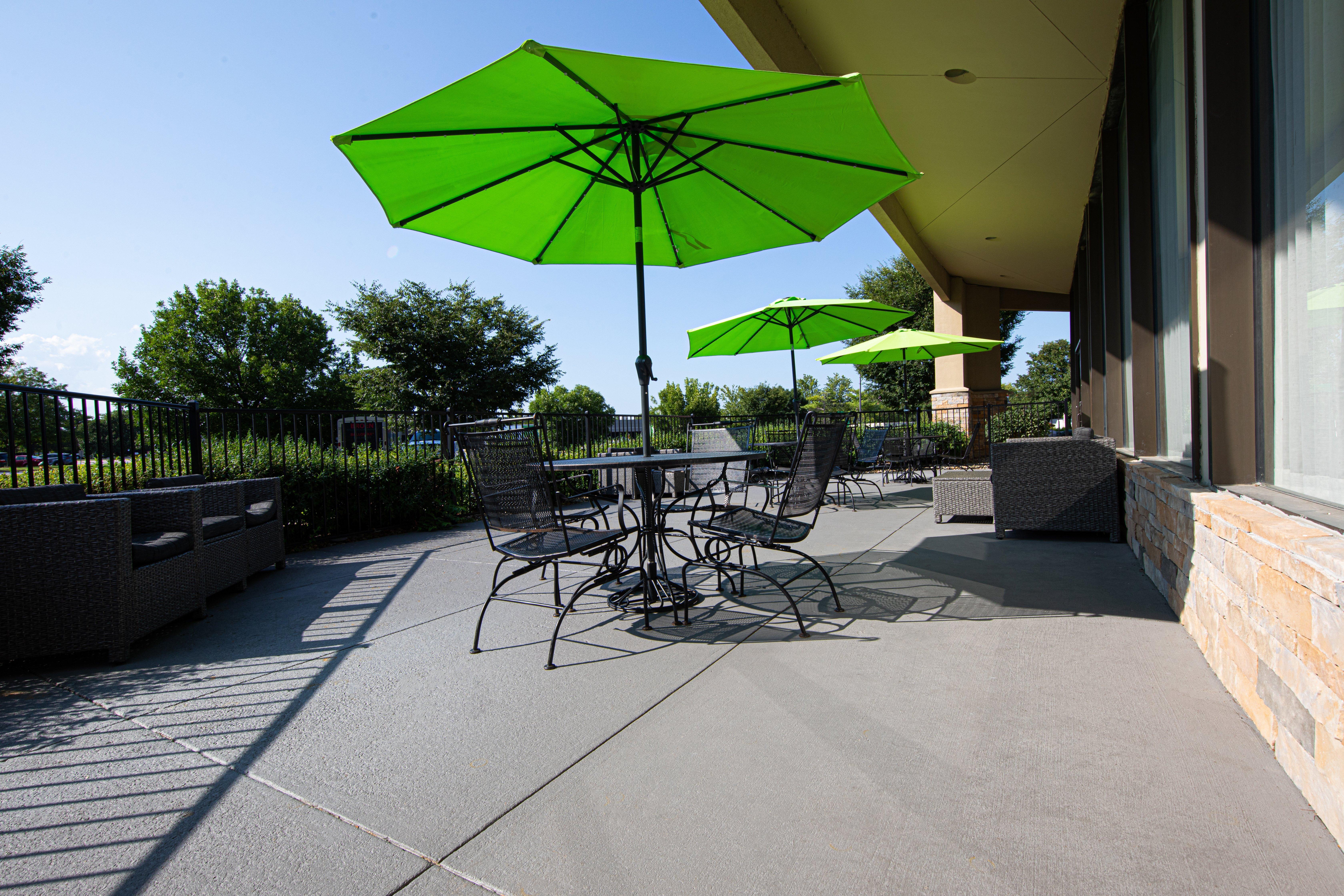 Hilton St. Louis Airport Hotel Woodson Terrace Екстериор снимка