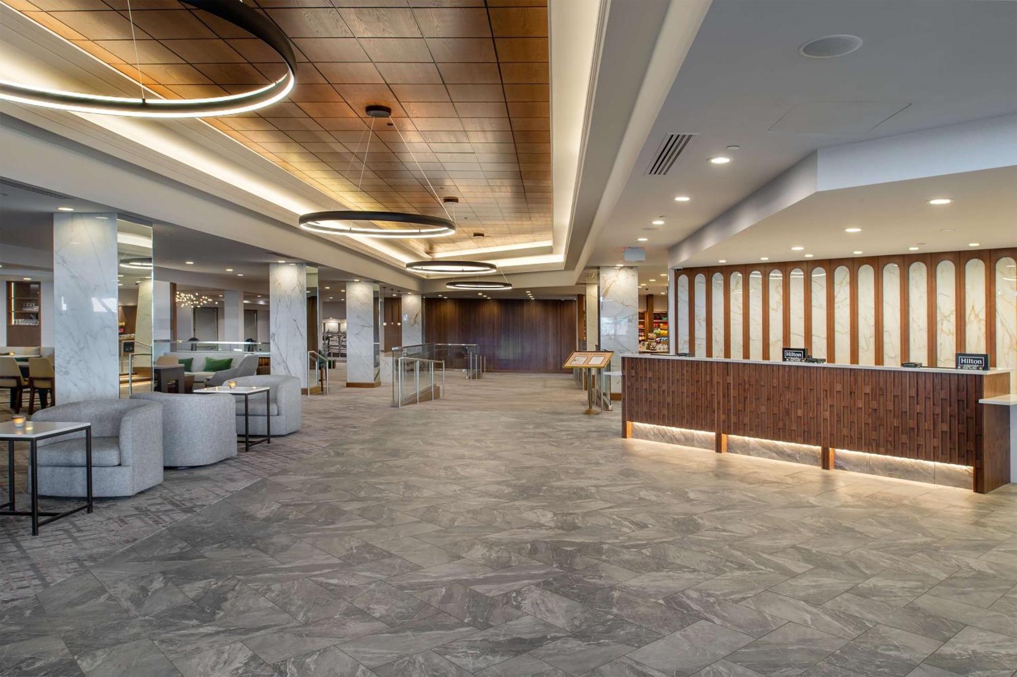 Hilton St. Louis Airport Hotel Woodson Terrace Екстериор снимка