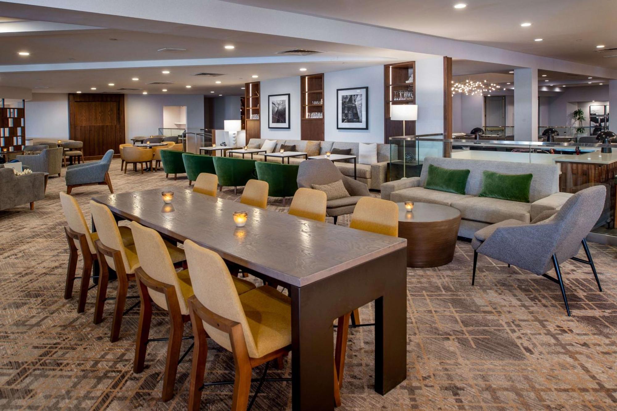 Hilton St. Louis Airport Hotel Woodson Terrace Екстериор снимка